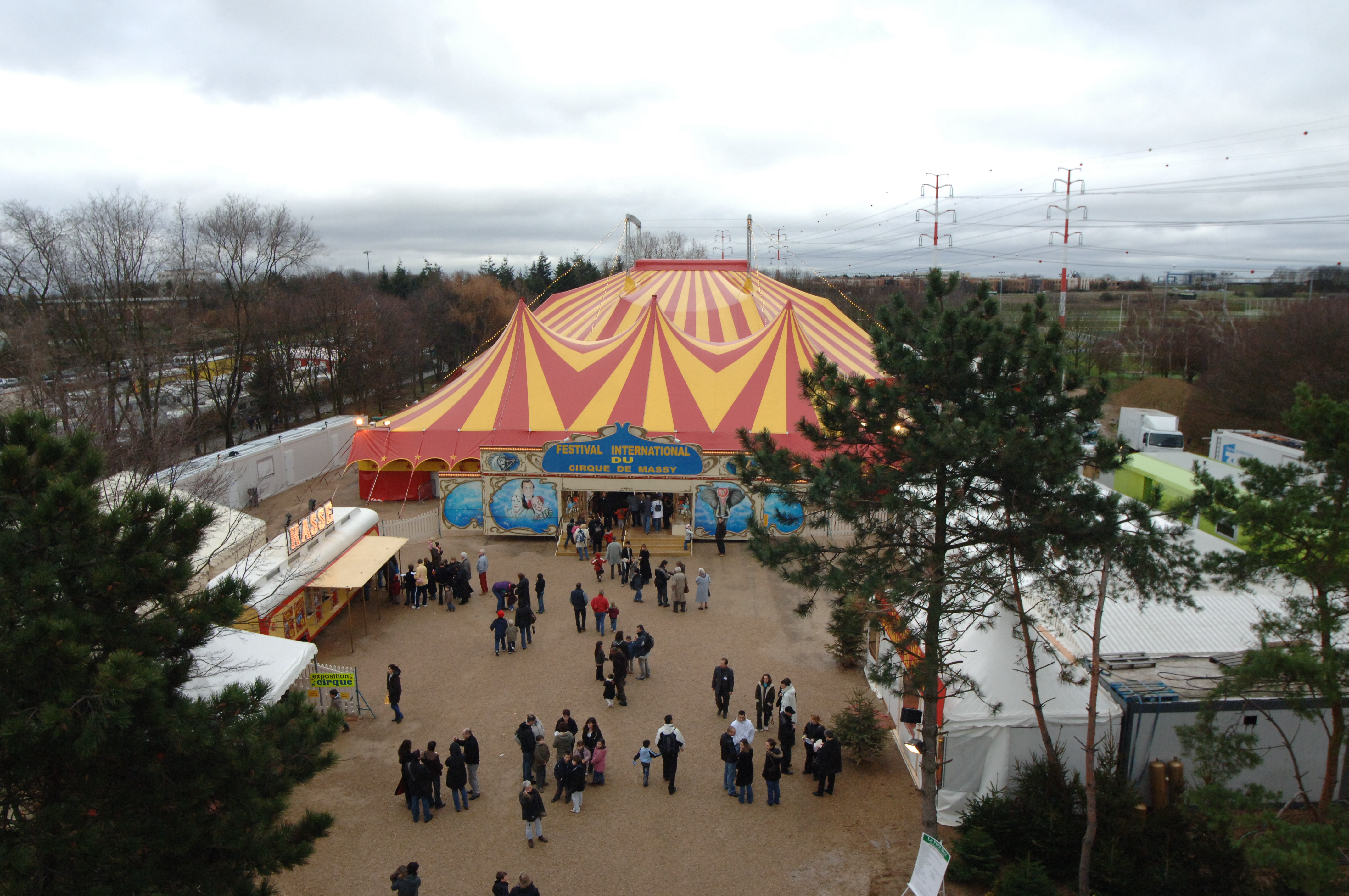 Photo de groupe — 15e Festival International du Cirque de Massy 2007