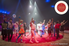 MB180111A0543-Parade finale