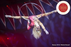 MB180111A1305-Alyona Pavlova – Cerceau aérien - Russie