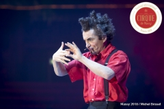 MB180111A2200-Elastic – Comique Excentrique – France