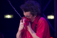 MB180114A0853-Elastic – Comique Excentrique – France