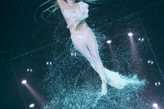 MB190111A0869-Laura MILLER - Anneau aérien aquatique