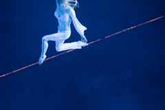 MB190111A2329-Laura MILLER - Anneau aérien aquatique