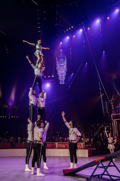 TROUPE FLOREA