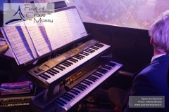 M60123A0002 - Groupe de musicien