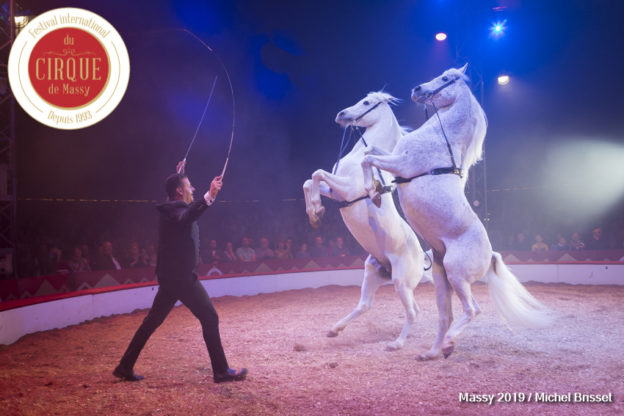 Louis Knie – Carrousel équestre et chevaux en liberté – Autriche